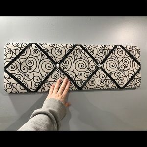Patterned fabric memo board